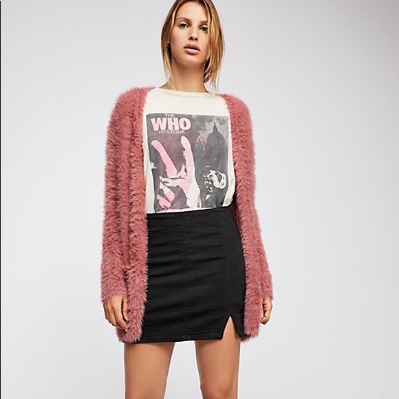 - FREE PEOPLE Faux Fur Cardigan NWT Small Dusty Pink - Picture 2 of 7